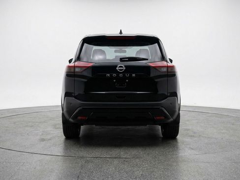 Used 2025 Nissan Rogue SV image 7