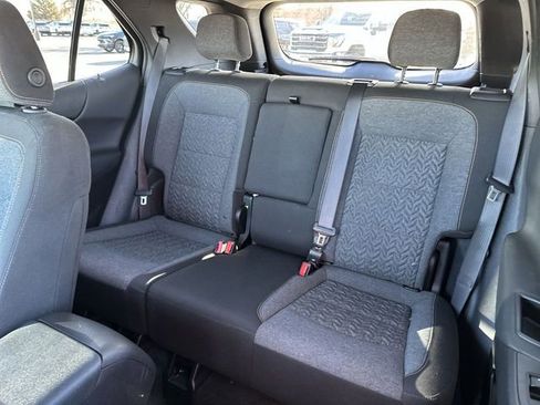 Used 2024 Chevrolet Equinox LT image 25