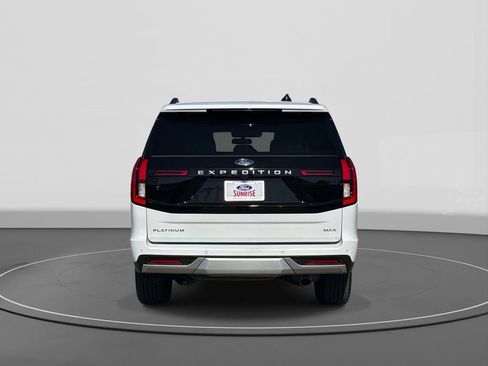 Certified 2025 Ford Expedition Max Platinum image 6