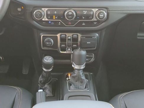 New 2024 Jeep Wrangler Unlimited Sahara w/ Technology Group image 19