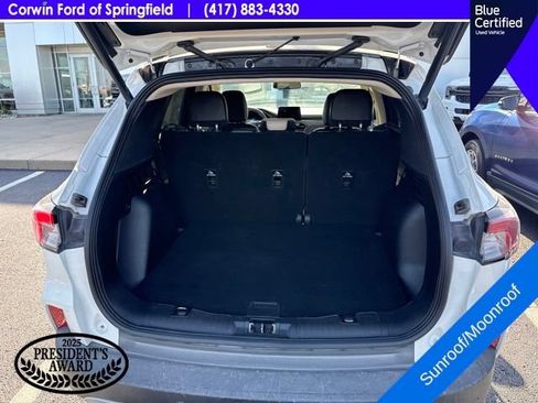 Used 2020 Ford Escape Titanium w/ Titanium Premium Package 2.0 AWD/4WD image 9