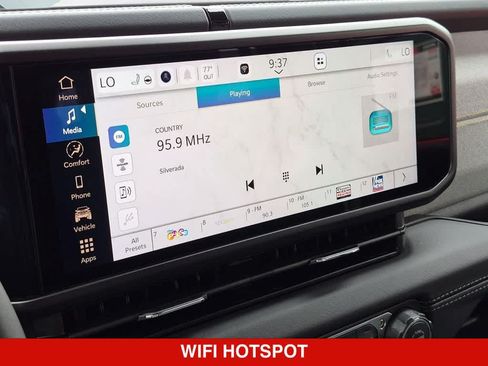 Used 2026 Jeep Wrangler Unlimited Sahara AWD/4WD image 26