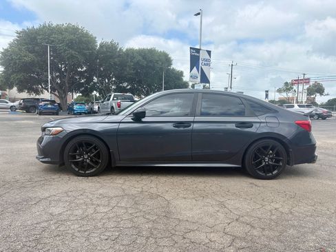 Used 2024 Honda Civic Sport image 4