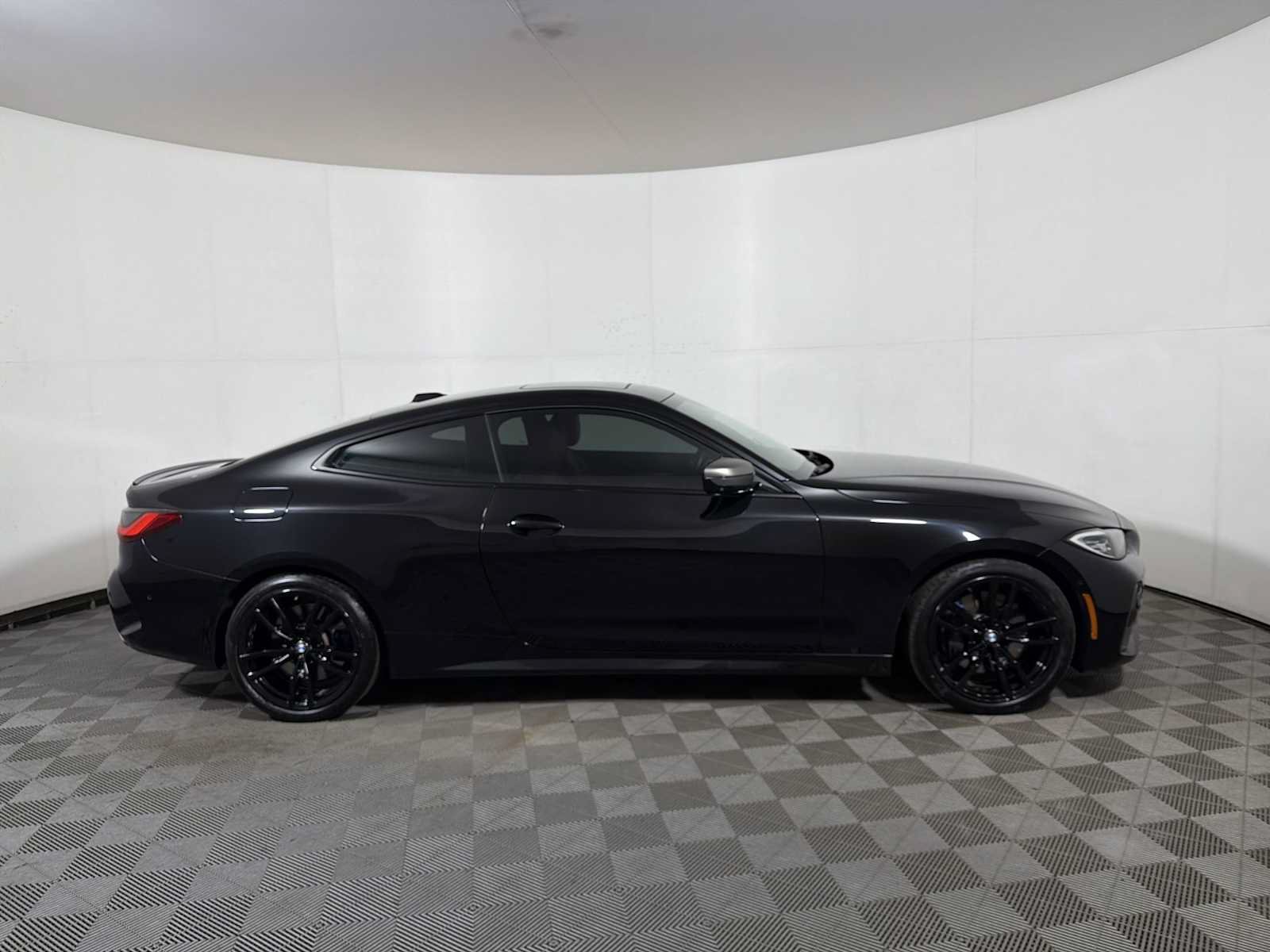 Used 2024 BMW 440i xDrive Coupe w/ Premium Package AWD/4WD image 7
