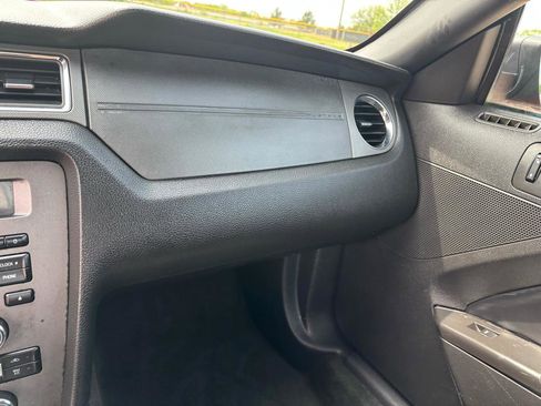 Used 2012 Ford Mustang Coupe image 15