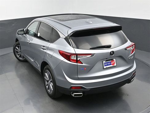 Used 2023 Acura RDX w/ Technology Package image 40