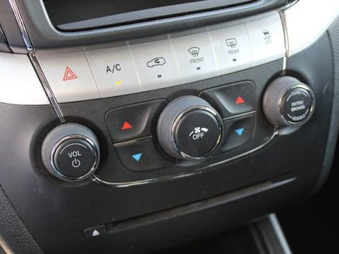 Used 2012 Dodge Journey SXT w/ Popular Equipment Group FWD image 12