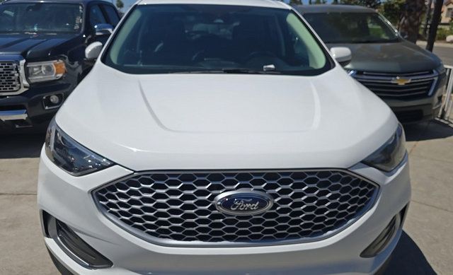 Used 2024 Ford Edge SEL AWD/4WD image 1