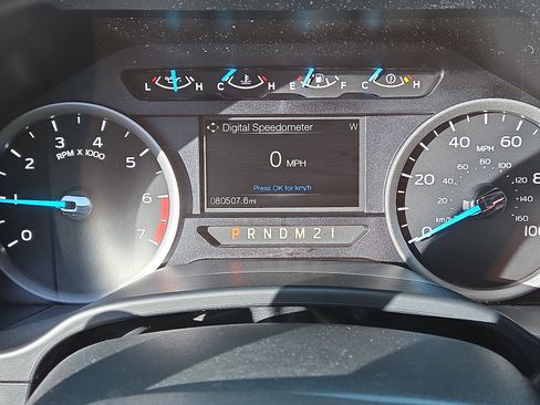 Used 2018 Ford F250 XLT w/ XLT Value Package image 13