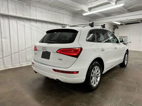 Used 2016 Audi Q5 2.0T Premium Plus w/ Technology Package AWD/4WD image 4