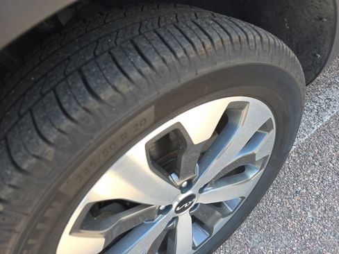 Used 2022 Kia Telluride EX w/ EX Premium Package FWD image 7