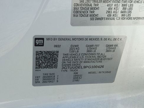 Used 2023 GMC Sierra 1500 SLT w/ SLT Convenience Package AWD/4WD image 34