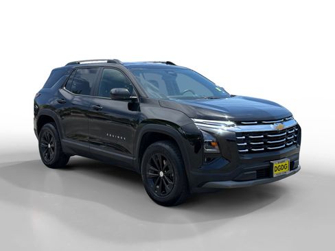 Used 2025 Chevrolet Equinox LT w/ Convenience Package II FWD image 7