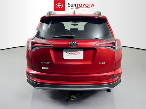 Used 2016 Toyota RAV4 XLE image 5