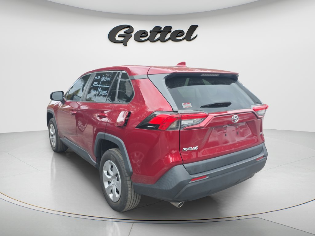 Used 2023 Toyota RAV4 LE FWD image 6