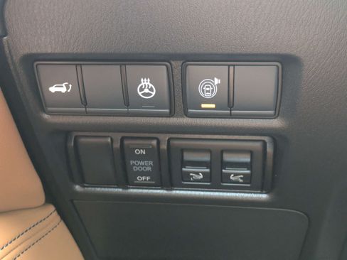Used 2024 INFINITI QX80 Sensory w/ Cargo Package AWD/4WD image 24