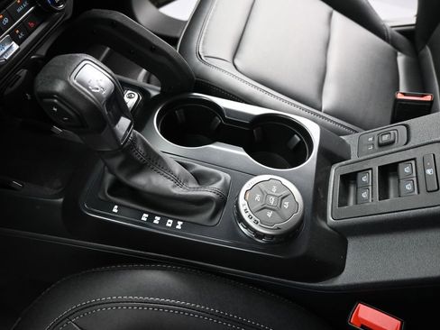 New 2026 Ford Bronco Badlands image 16