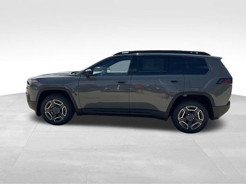 New 2026 Jeep Cherokee Laredo AWD/4WD image 5