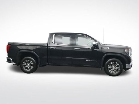 Used 2025 GMC Sierra 1500 SLT RWD image 4