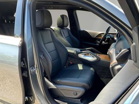 Certified 2024 Mercedes-Benz GLS 450 4MATIC image 31