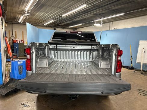 Used 2025 Chevrolet Silverado 1500 Custom RWD image 11