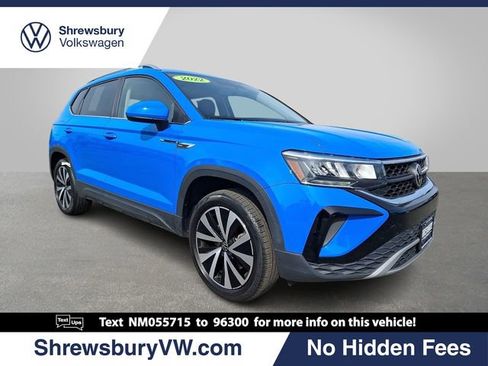 Used 2022 Volkswagen Taos SE w/ Panoramic Sunroof Package AWD/4WD image 1