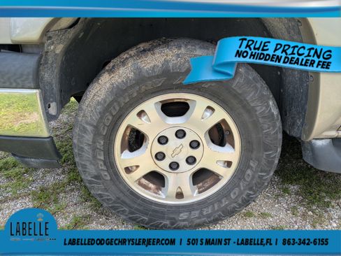 Used 2006 Chevrolet Avalanche Z66 w/ Preferred Equipment Group RWD image 11