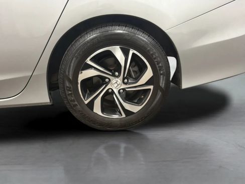 Used 2017 Honda Accord LX image 26