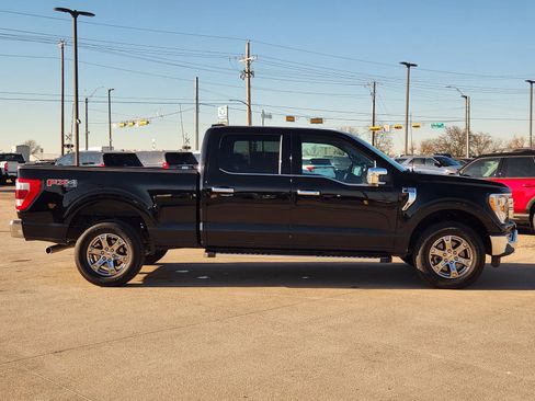 Used 2023 Ford F150 Lariat w/ FX4 Off-Road Package image 7