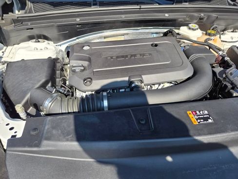 Used 2024 Buick Envision Preferred AWD/4WD image 22