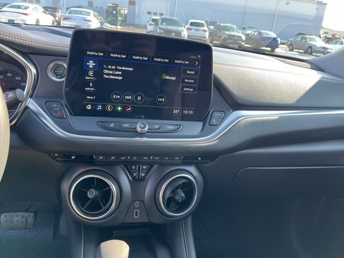 New 2025 Chevrolet Blazer LT w/ Convenience Package image 28