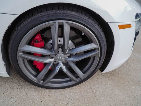 Used 2015 Audi R8 V8 AWD/4WD image 28