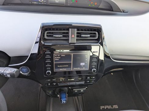 Used 2020 Toyota Prius AWD image 16