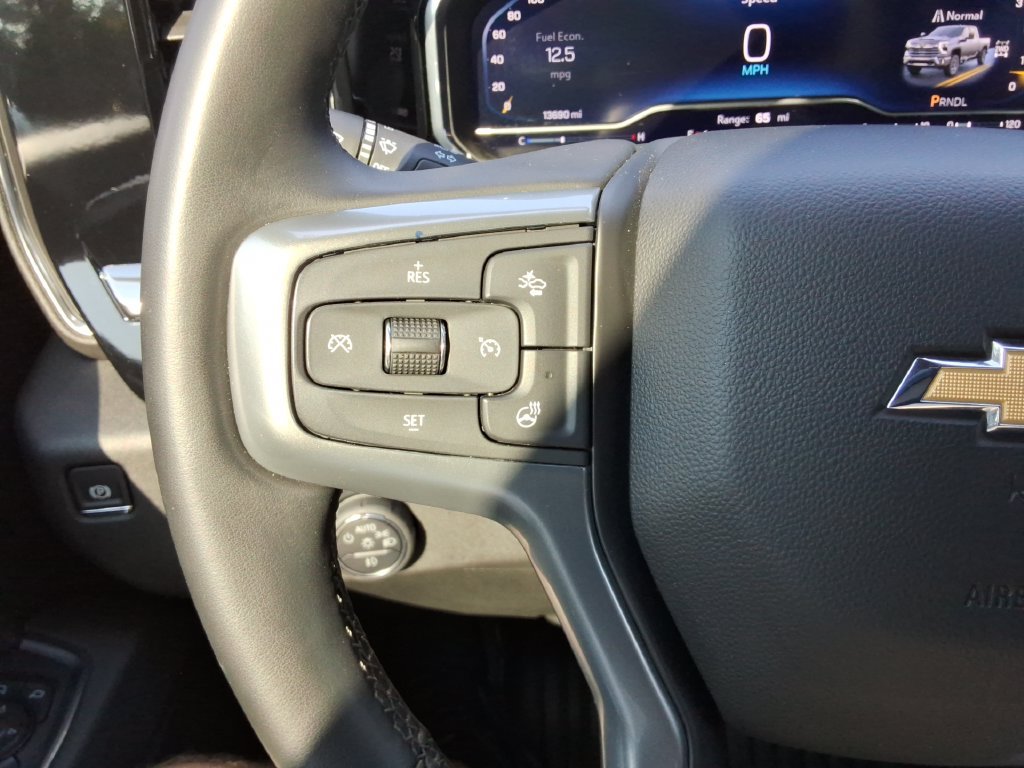 Certified 2025 Chevrolet Silverado 2500 LT AWD/4WD image 29