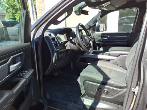 Used 2021 RAM 1500 Big Horn AWD/4WD image 9