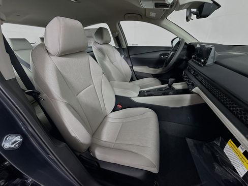 New 2025 Honda Accord LX image 32