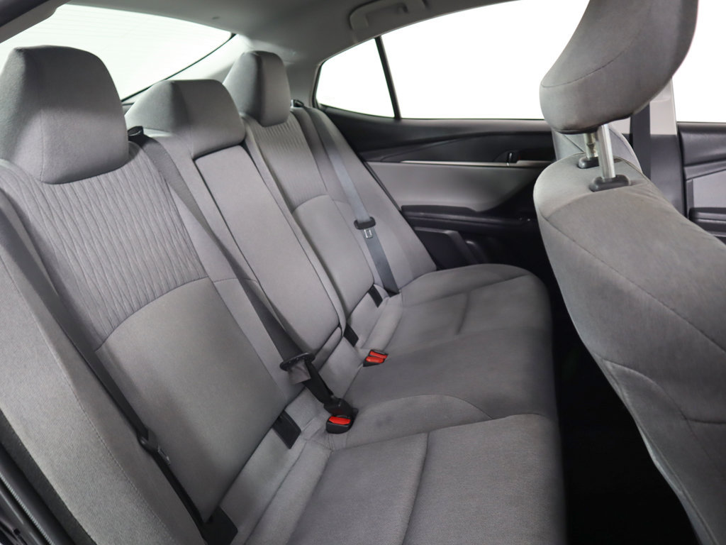 Used 2025 Toyota Camry LE AWD/4WD image 29