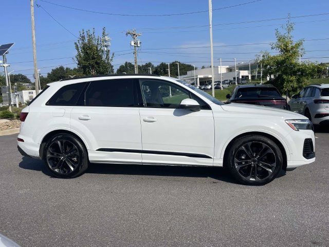 Used 2026 Audi Q7 3.0T Premium Plus w/ Premium Plus Package AWD/4WD image 8