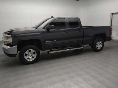 Used 2019 Chevrolet Silverado 1500 LT RWD image 2