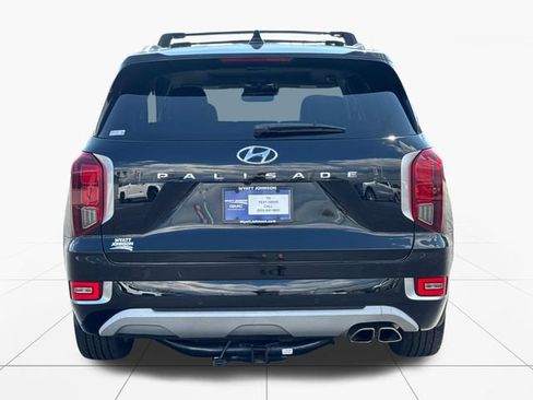Used 2022 Hyundai Palisade Limited w/ Winter Package FWD image 4