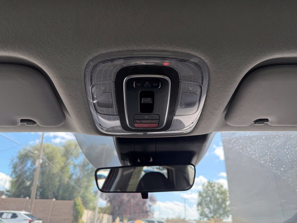 Used 2025 Hyundai Elantra SEL FWD image 19