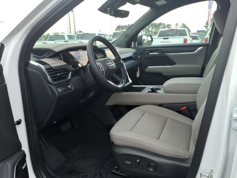New 2026 GMC Acadia Elevation FWD image 21