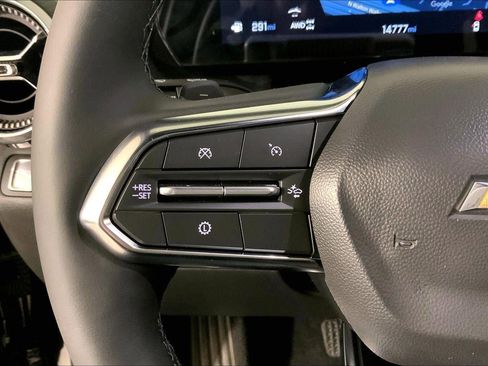 Used 2025 Chevrolet Equinox LT image 18