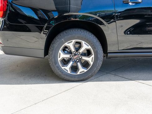 New 2026 GMC Yukon XL AT4 Ultimate AWD/4WD image 36
