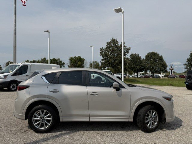 Used 2025 MAZDA CX-5 AWD 2.5 S w/ Select Package image 10