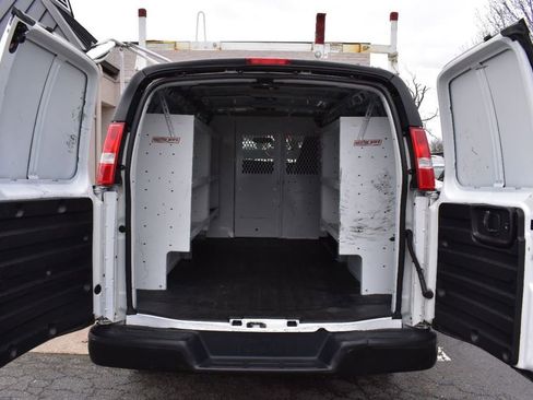 Used 2018 GMC Savana 2500 w/ Communications Package image 21
