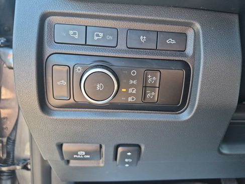 Used 2024 Ford F250 Platinum w/ Tremor Off-Road Package AWD/4WD image 20