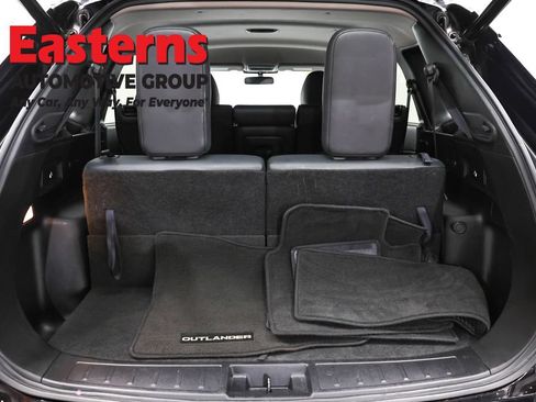 Used 2024 Mitsubishi Outlander SE AWD/4WD image 9