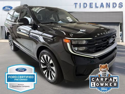 Certified 2025 Ford Expedition Platinum w/ Driver's Package AWD/4WD image 1
