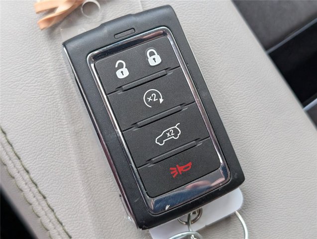 Used 2024 Jeep Wagoneer 4WD w/ Convenience Group I image 32